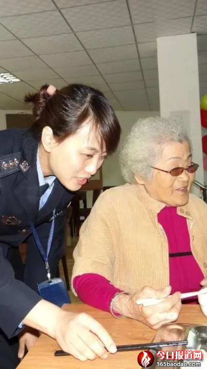【致青春_戰(zhàn)疫情】冰城女警郭明睿當選2020年“全國向上向善好青年”(1)683.png