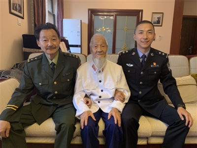 족 掛Oľ `гʹ