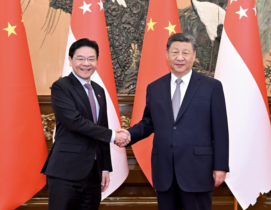  習(xí)近平會見新加坡總理黃循財
